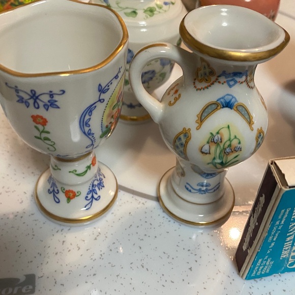 Vintage 1982 Franklin Mint Floral Porcelain Mini Vase Set of 12 Japan - Picture 9 of 16